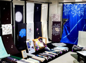 東京手描き友禅作家『染谷 洋』氏の新作着物　満天の星空が染め上げられる「星座シリーズ」
