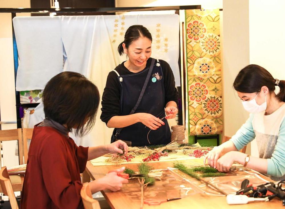 新年に向けて…ちょっとお洒落なしめ縄づくり体験 京都きもの市場 京都店 クリスマスイベントレポート