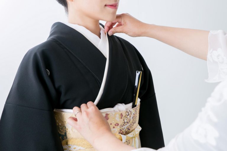 【難あり】黒留袖・豪華刺繍ブラックフォーマル結婚式袖幅32cm