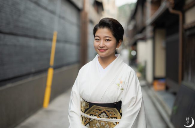 人気芸妓・紗月さん、引き祝いを終えて祇園街を巣立つ｜コラム｜きものと（着物メディア）│きものが紡ぐ豊かな物語。－京都きもの市場