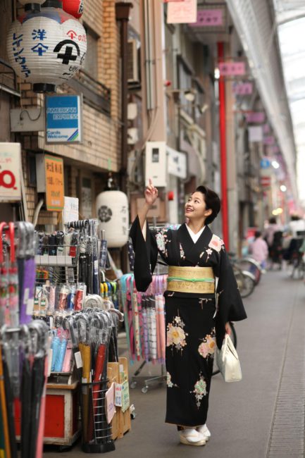 人気芸妓・紗月さん、引き祝いを終えて祇園街を巣立つ｜コラム｜きものと（着物メディア）│きものが紡ぐ豊かな物語。－京都きもの市場