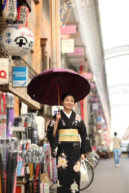 人気芸妓・紗月さん、引き祝いを終えて祇園街を巣立つ｜コラム｜きものと（着物メディア）│きものが紡ぐ豊かな物語。－京都きもの市場