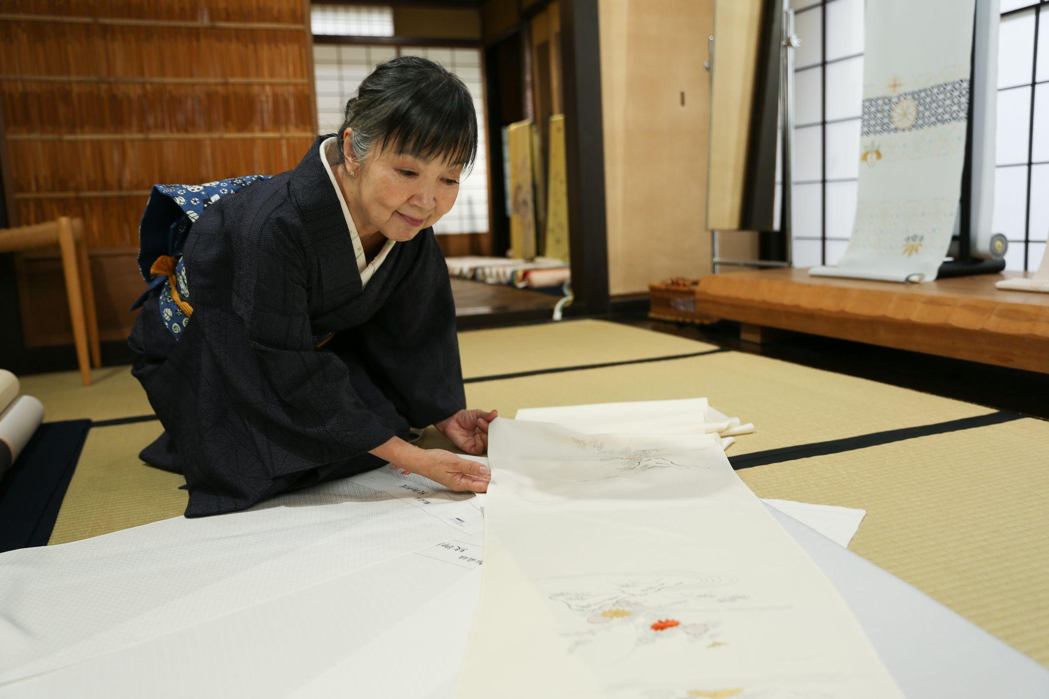 奈良輪川西 本家×元祖奈良輪ちなみ爆発ライン 1000点♀ 80.66mm×52.5mm 幼虫５頭 オオクワガタ 幼虫 川西 - 虫類