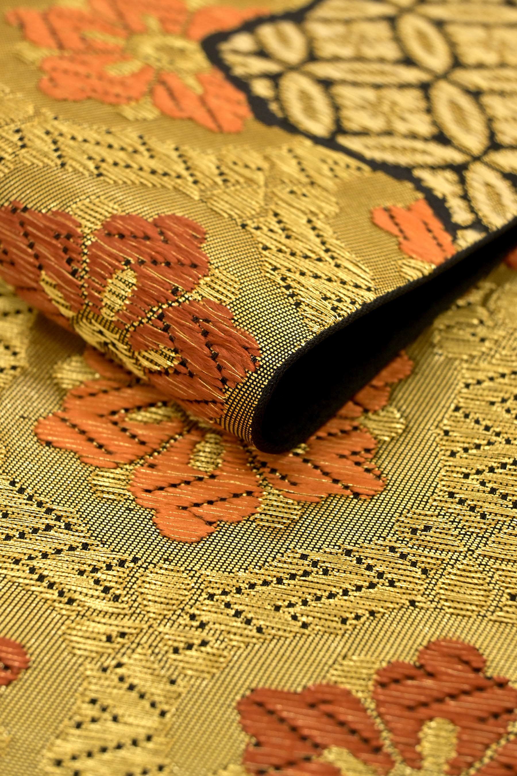 川島織物　流水　松　紅葉　本袋帯川島織物さんの素敵な本袋帯です