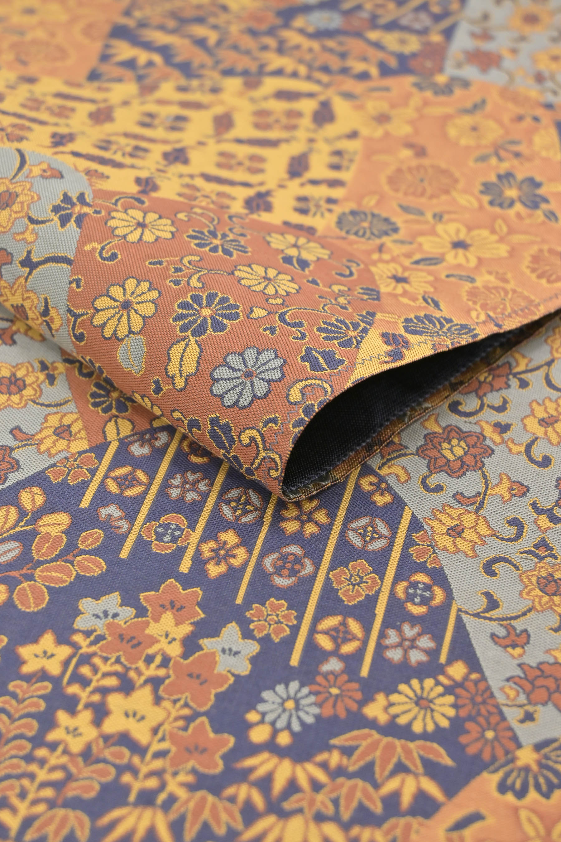 オリジナルデザイン手作り商品 西陣正絹袋帯 全通柄 萬葉の帯 紹巴織