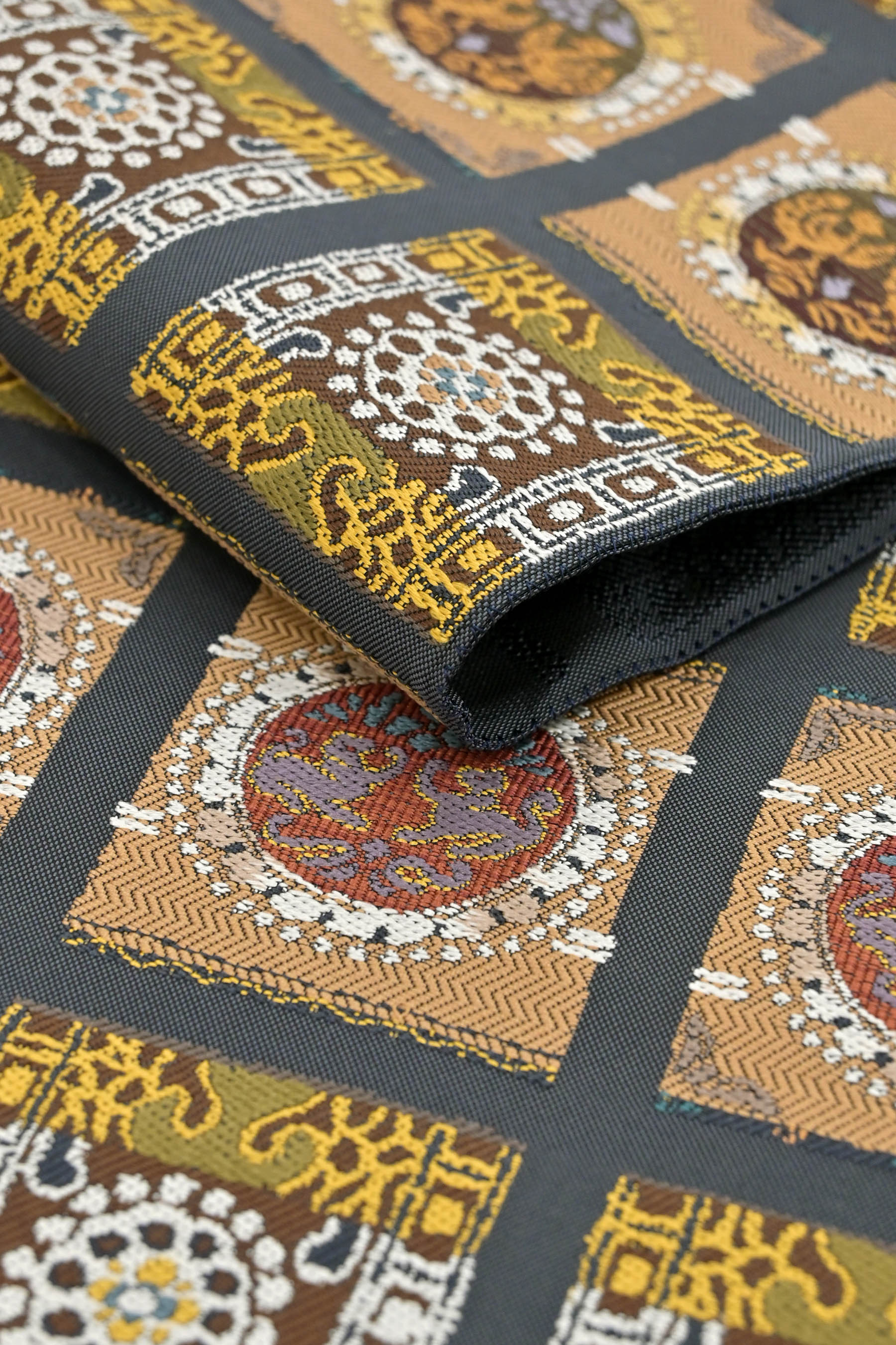 西陣伝統工芸織名品集　西陣織袋帯