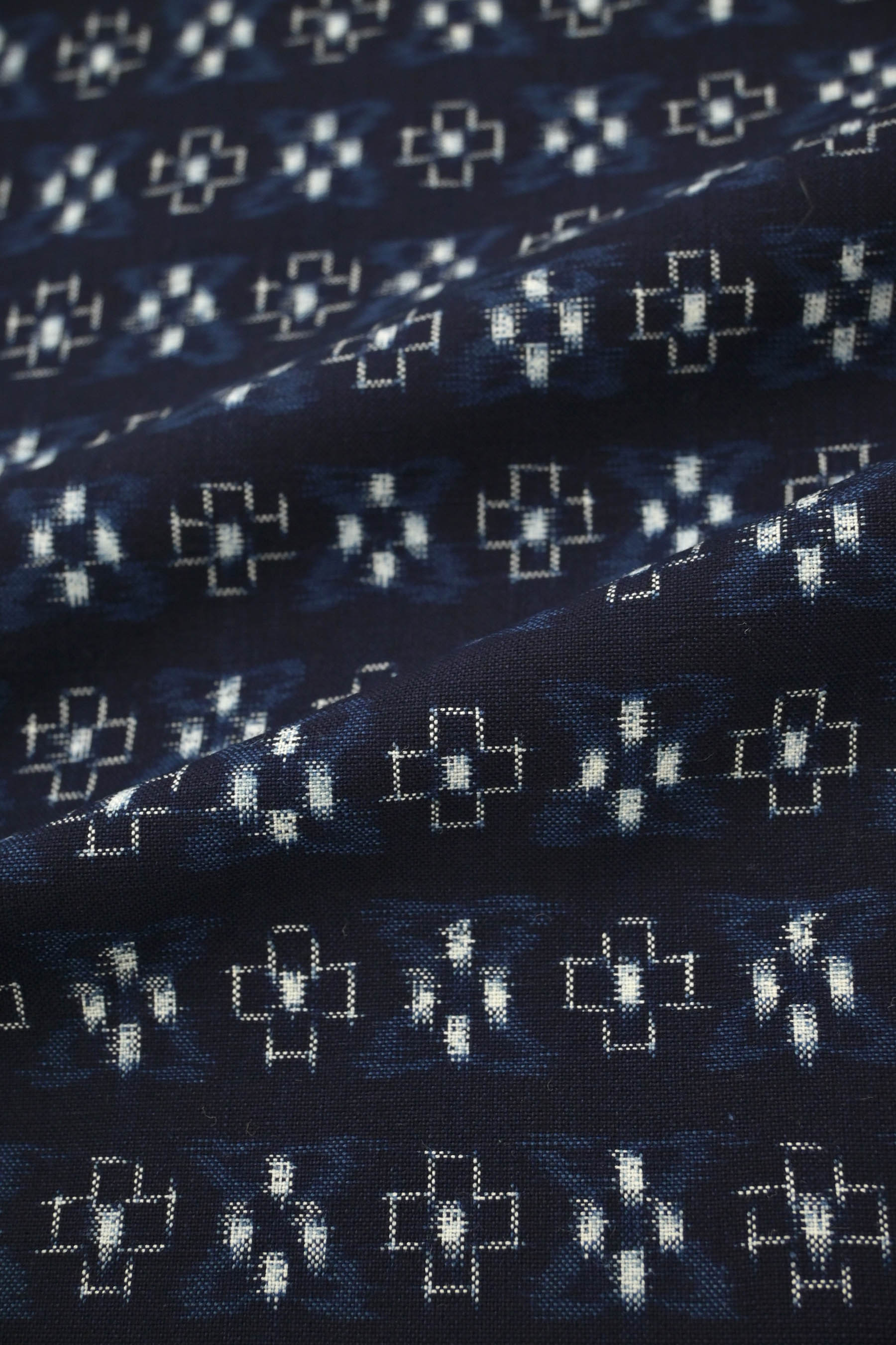 伝統工芸品　久留米絣反物　手織り　重要無形文化財技術保持者　小川内龍夫